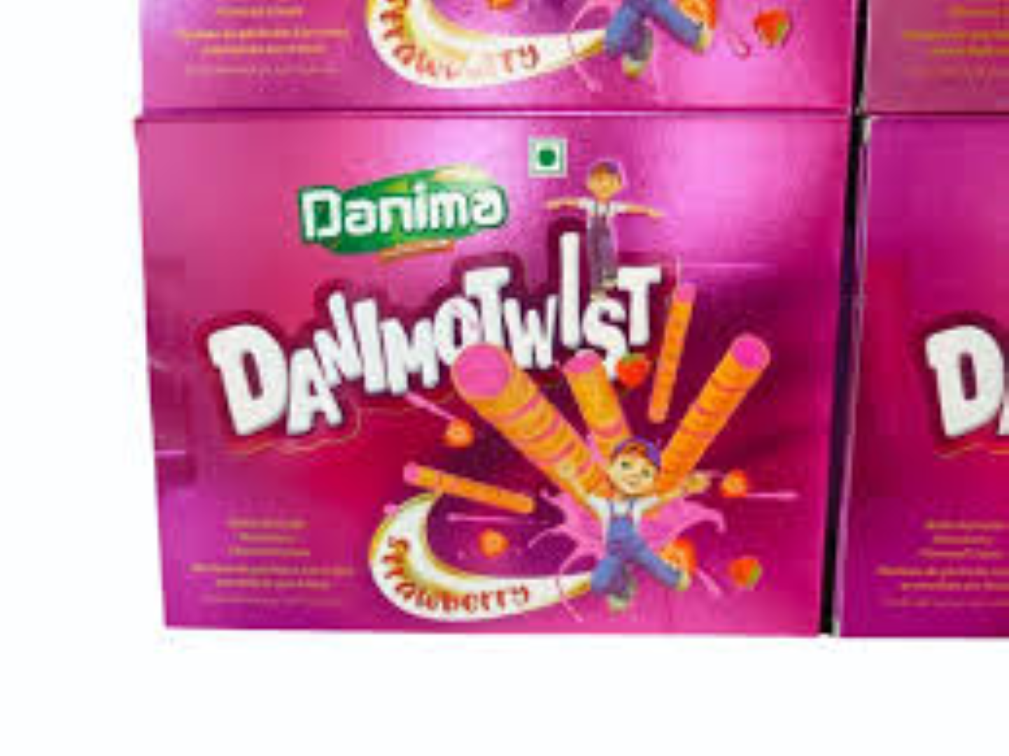 DANIMA WAFER ROLL STRAWBERRY 100GM